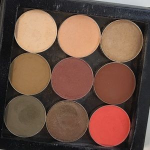 Makeup geek shadows in z palette